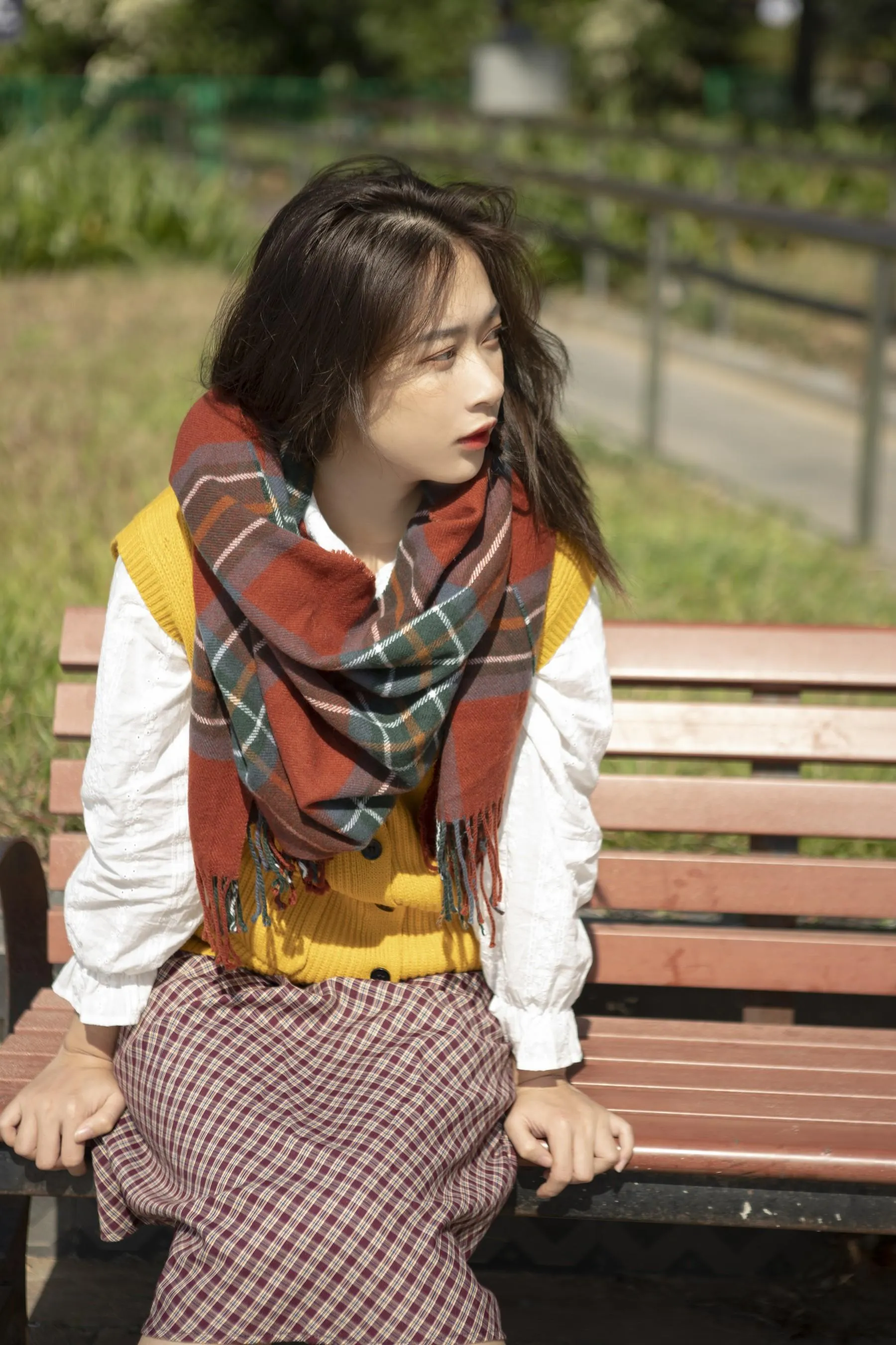 [YITUYU艺图语]2021.12.22 洋紫荆 小鲤 [27P]插图1